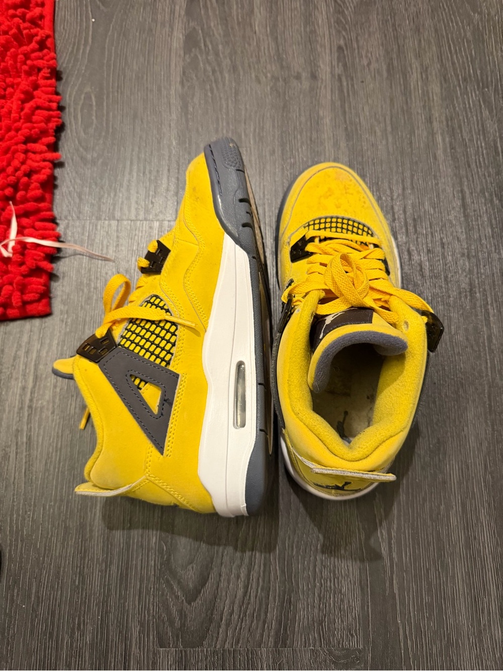 Jordan Retro 4 Sneakers in Yellow and Gray